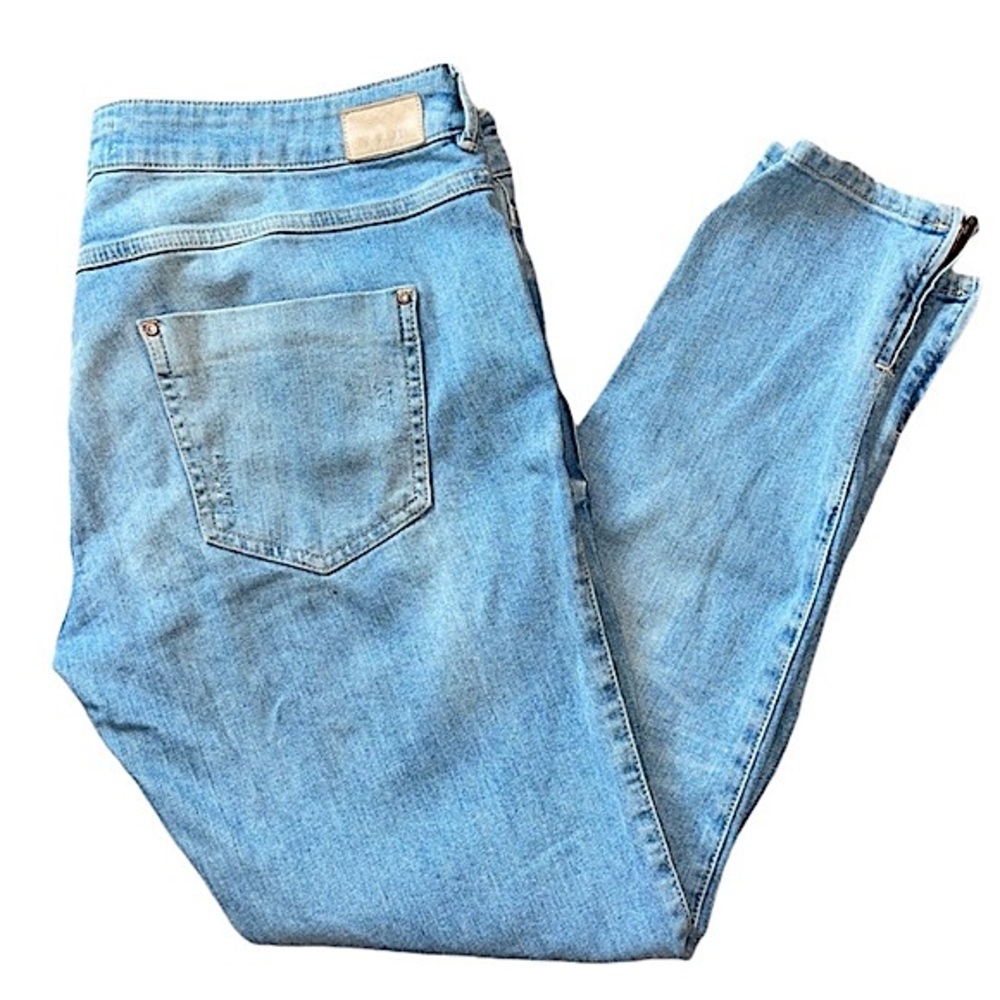 ZARA BASIC DENIM Z1975 distressed Jeans